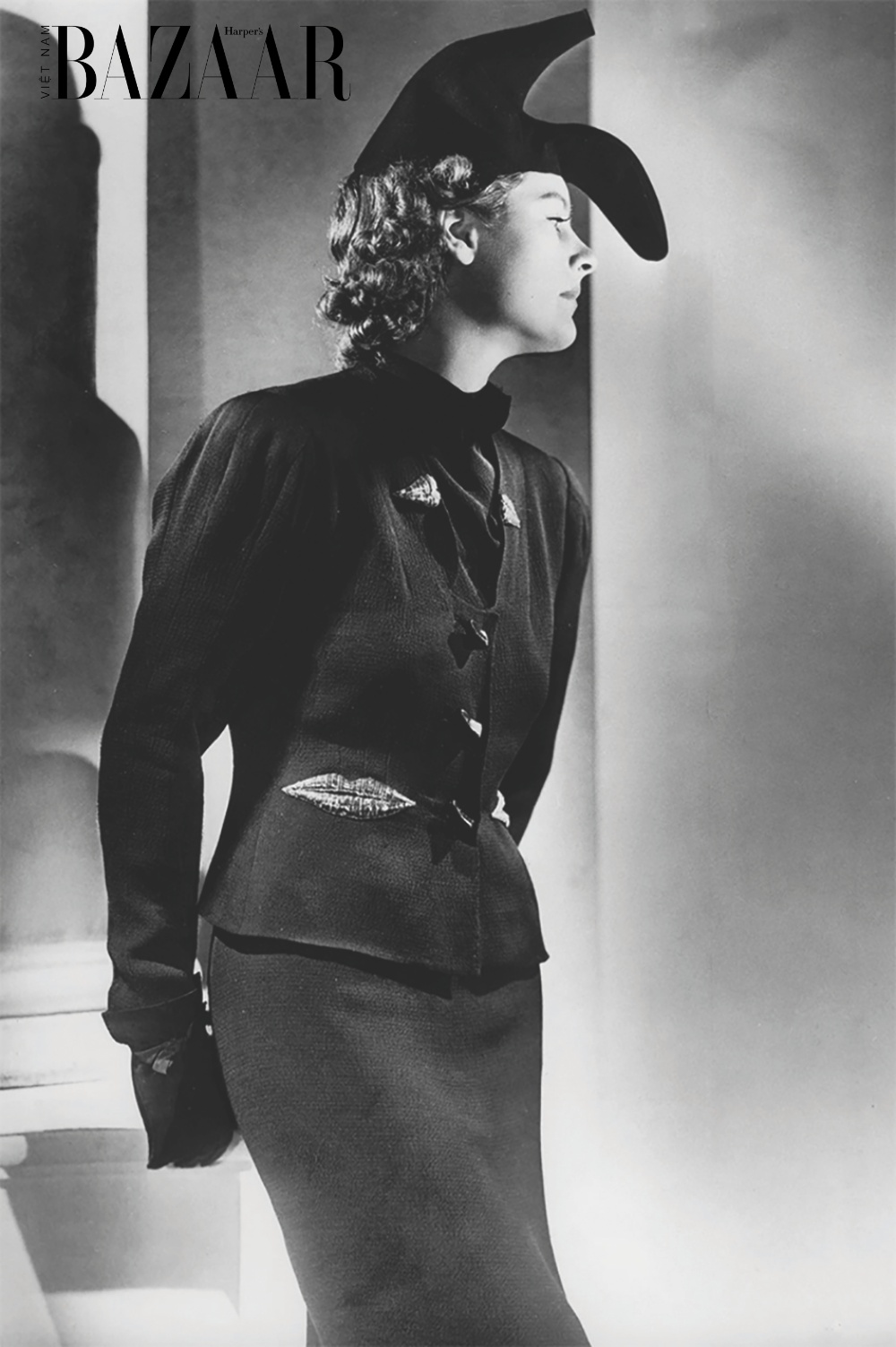 BZ-Elsa-Schiaparelli-hinh-anh-5 BZ-Elsa-Schiaparelli-hinh-anh-5
