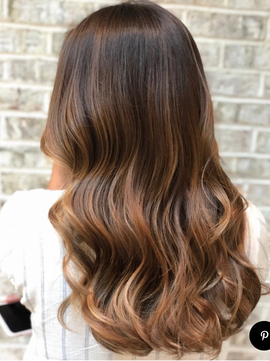 Nhuộm tóc balayage màu hổ phách