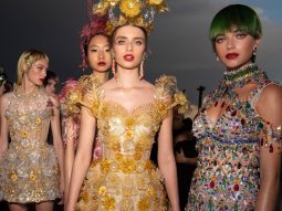 dolce-gabbana-alta-moda-venezia-2021-atmosphere-00-thumb