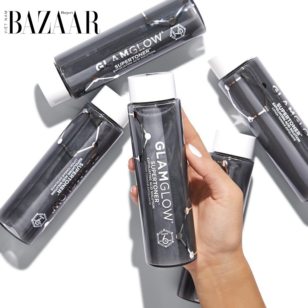 BZ-tay-te-bai-chet-cho-da-dau-mun-glamglow-toner