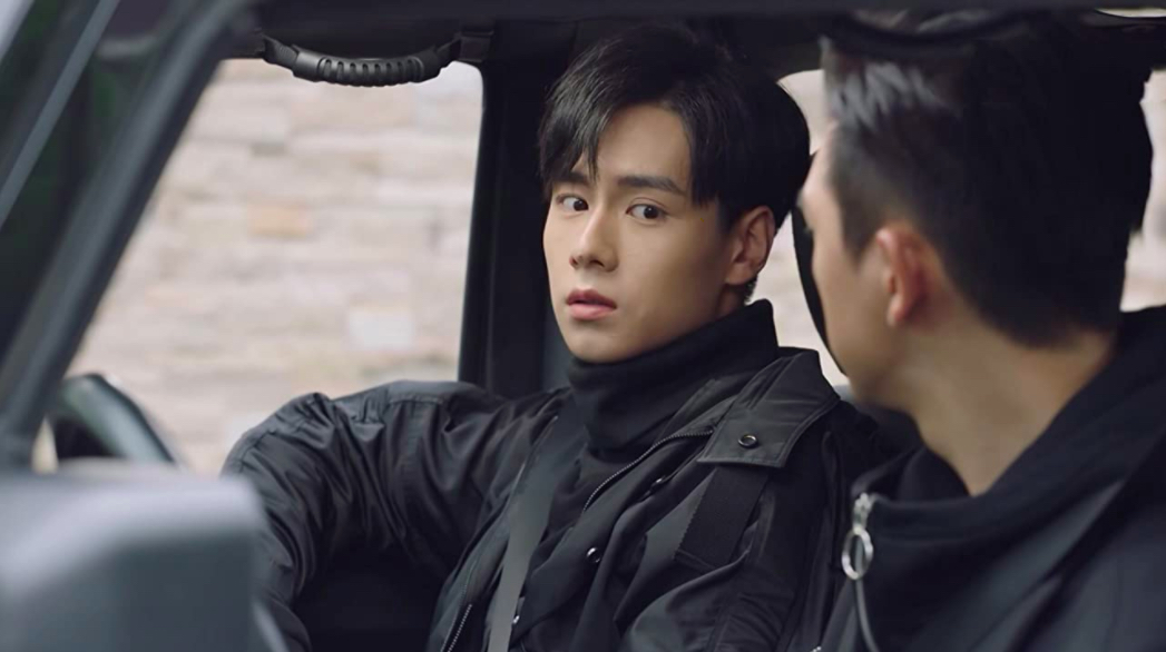 Hồ Nhất Thiên phim Cá mực hầm mật - Go Go Squid (2019)