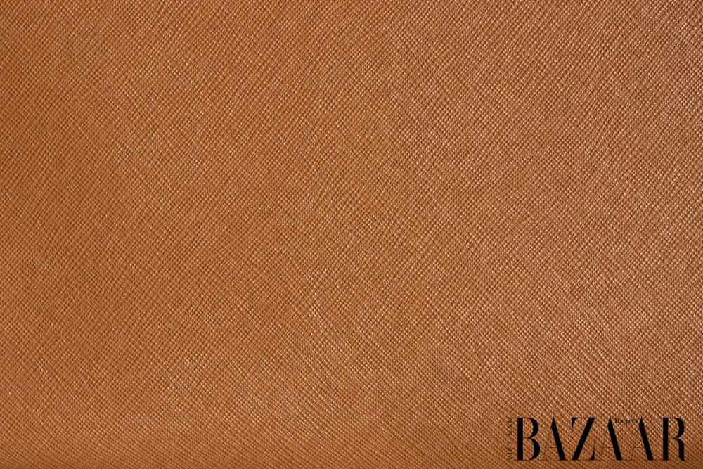 BZ-chat-lieu-da-saffiano-mario-prada-08