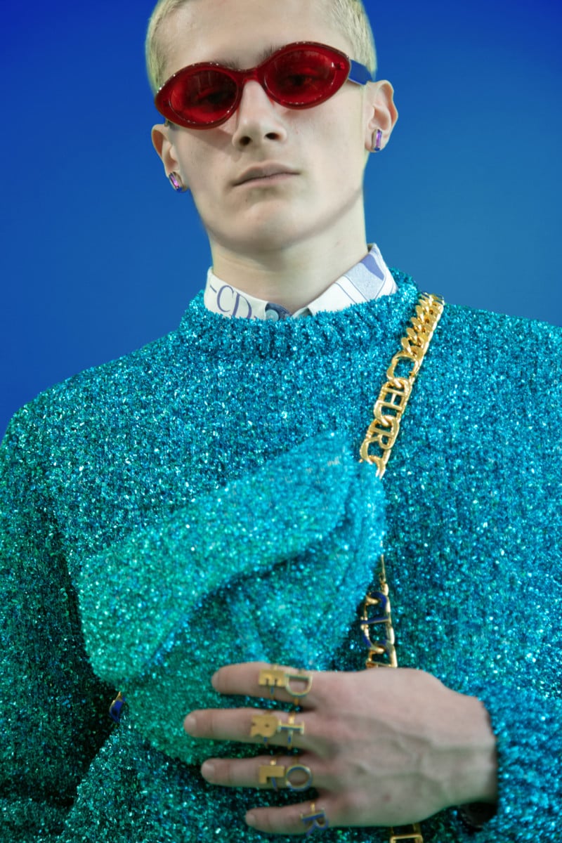 BZ-dior-men-resort-spring-2023-erl-collaboration-venice-09