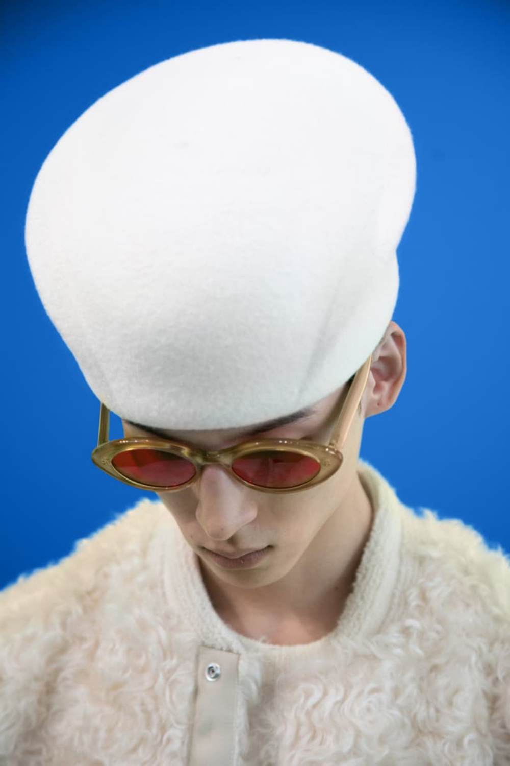 BZ-dior-men-resort-spring-2023-erl-collaboration-venice-10