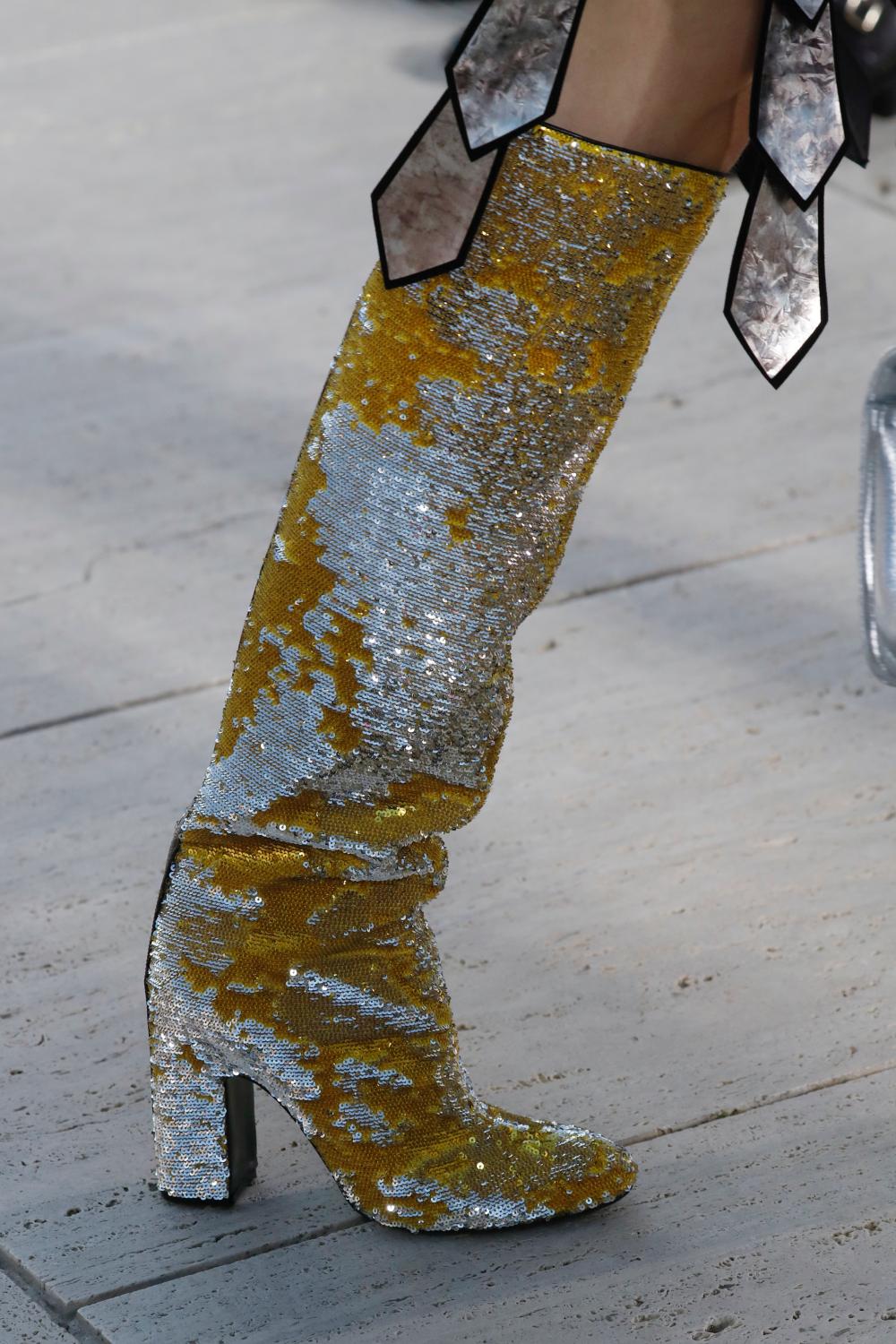 BZ-louis-vuitton-cruise-2023-salk-institue-07