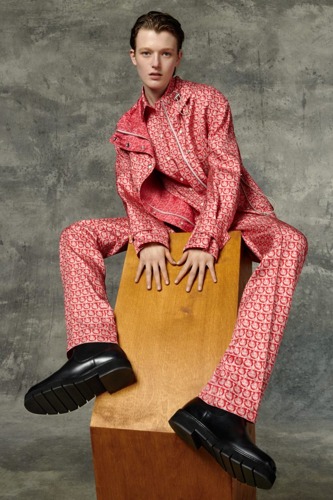 Harper's Bazaar_Salvatore Ferragamo Prefall 2022_8