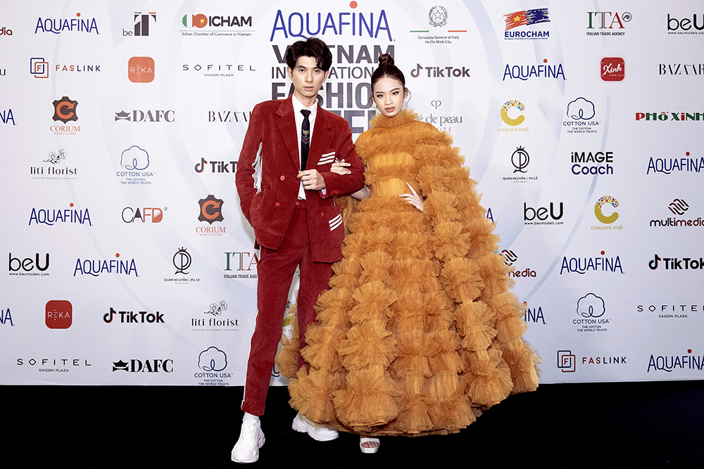 NTK Nguyễn Minh Công chính thức tham gia Vietnam International Fashion Week 2022