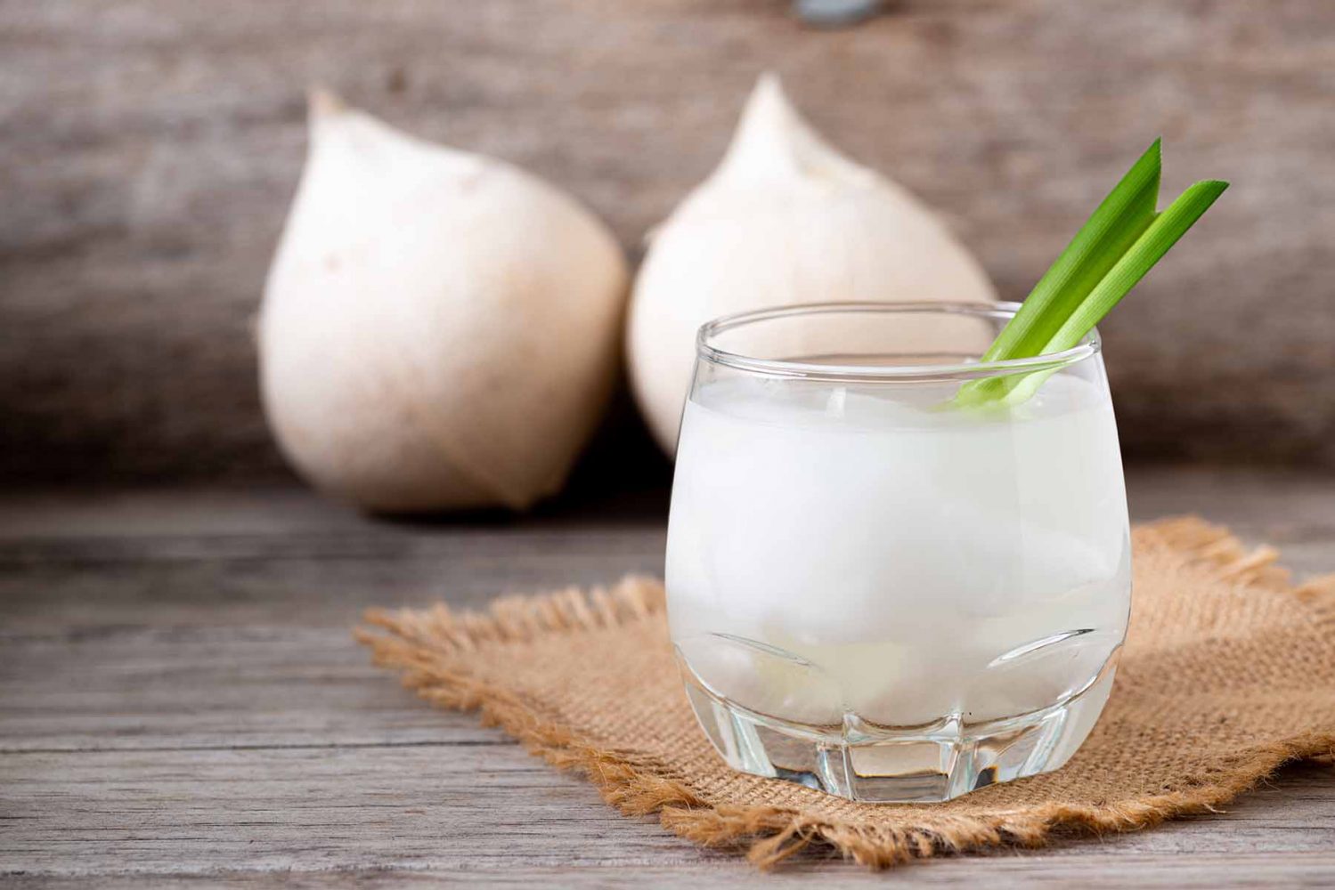 Protein trong nước dừa giúp ngăn chặn sự thèm ăn