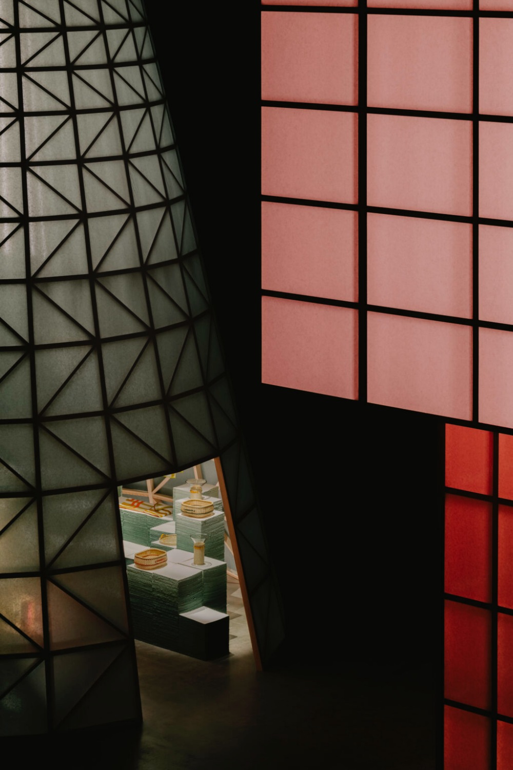 BZ-Hermes-thiet-ke-noi-that-Milan-design-week-2022-02