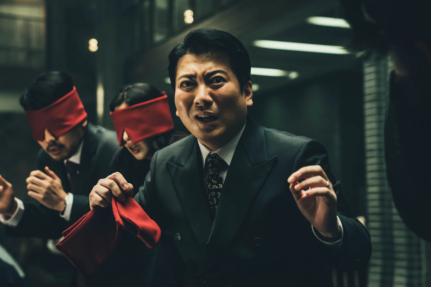Cho Young Min (Park Myung Hoon đóng)