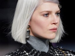 Kiểu tóc bob trong show diễn Chanel.