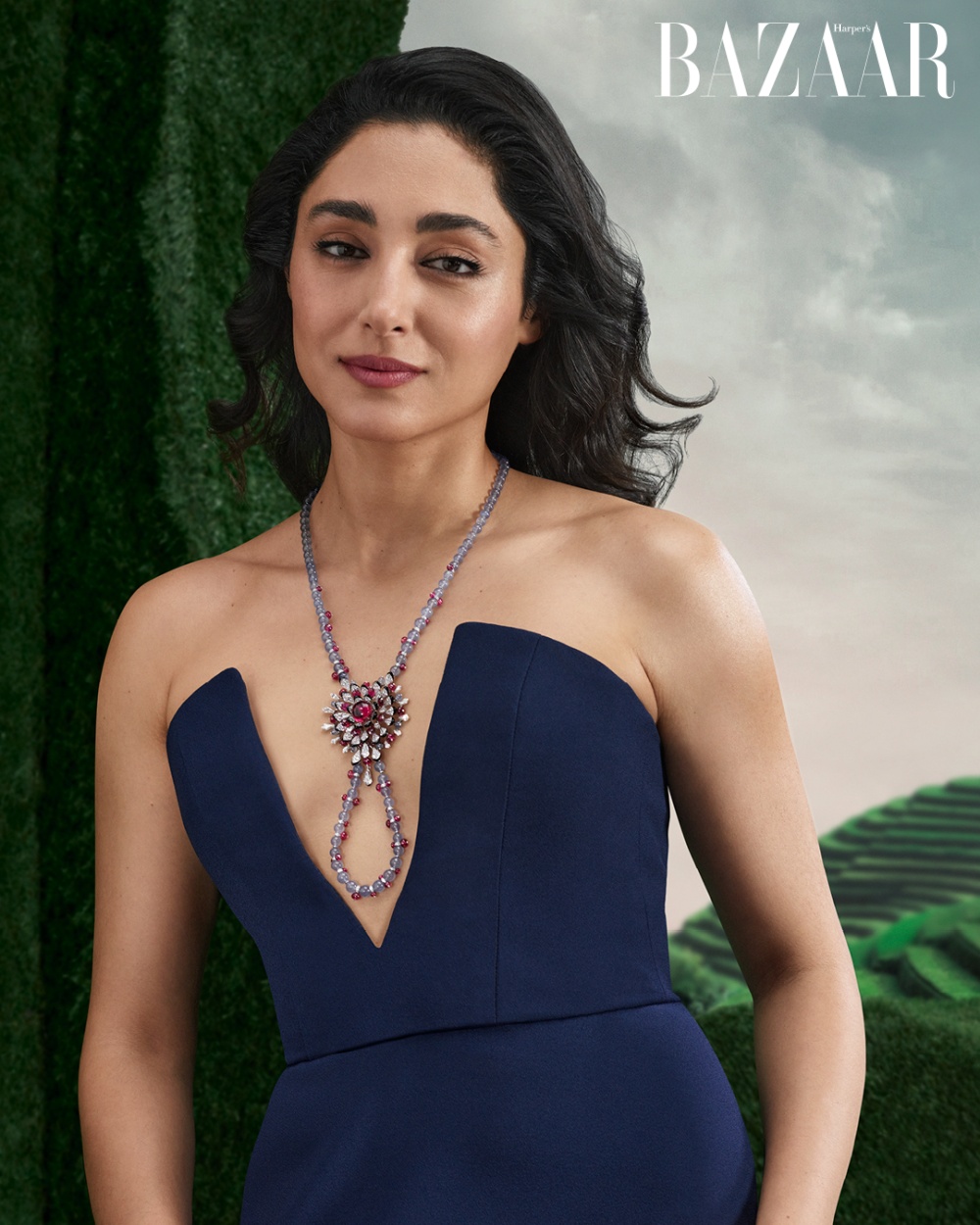 Golshifteh Farahani đeo vòng Nouchali, thuộc bộ sưu tập cao cấp Beautés Du Monde của Cartier