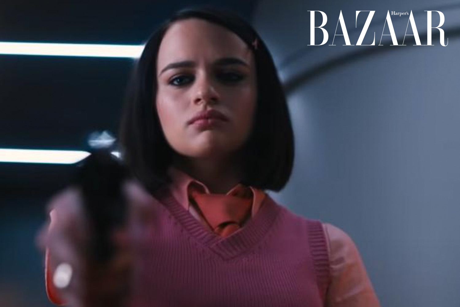 Harper's Bazaar_Joey King trong phim Bullet Train_05