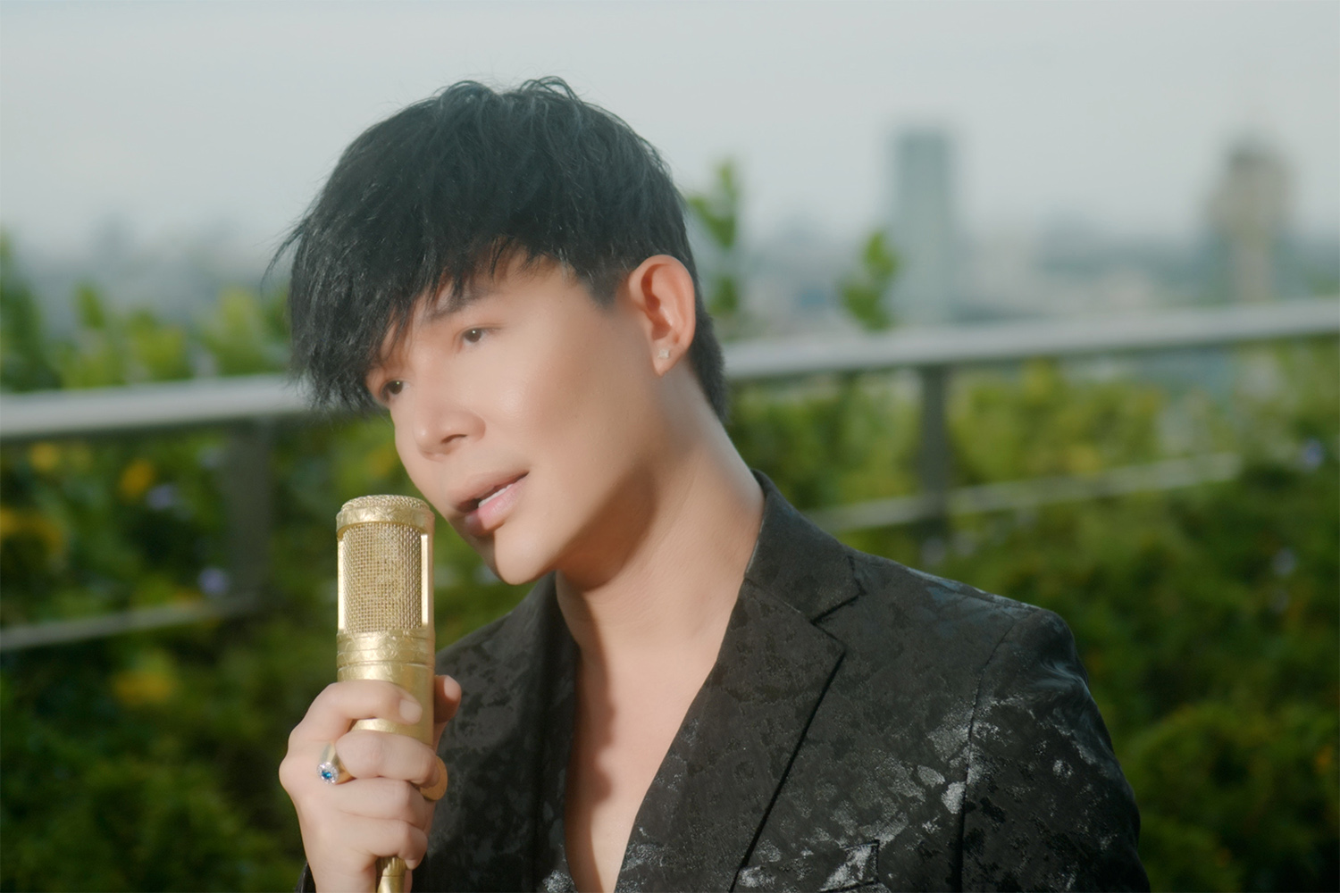 Harper's Bazaar_Nathan Lee MV ai chung tinh dươc mai_05