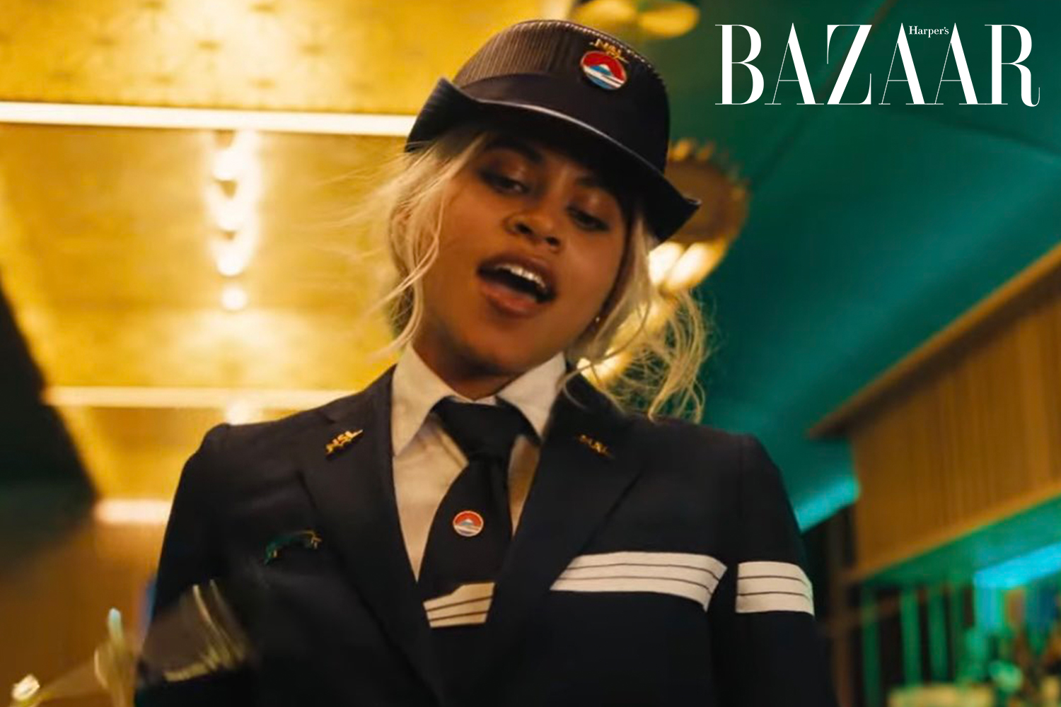 Harper's Bazaar_chi tiết thú vị của Bullet Train_06