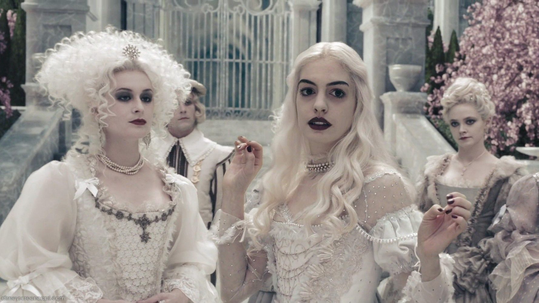 Alice ở xứ sở thần tiên - Alice in Wonderland (2010)