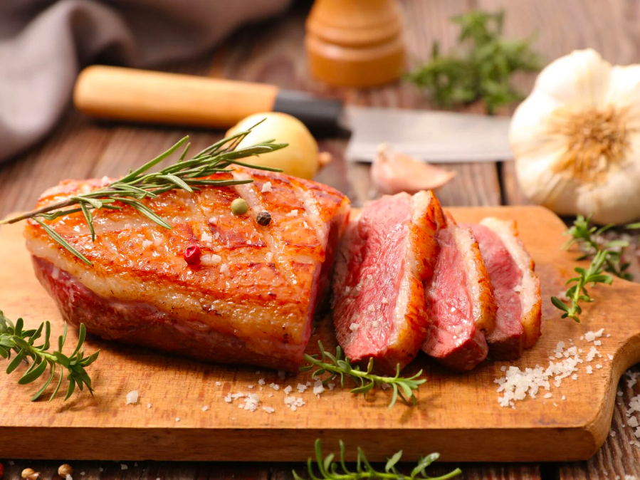 thịt vịt kỵ với món gì