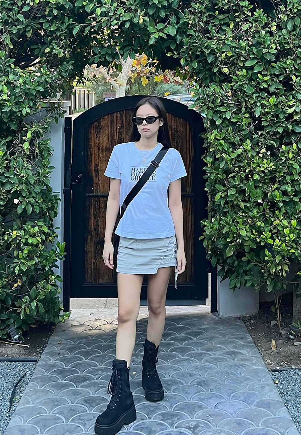 Mix match mini skirt năng động xuống phố