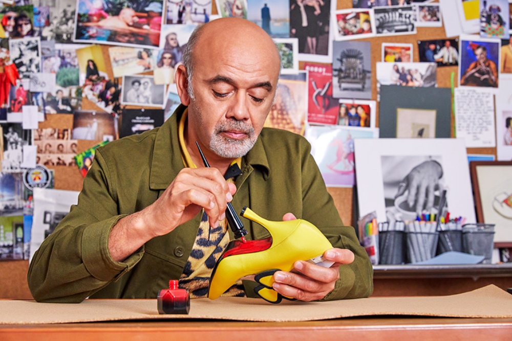 nguon-goc-de-giay-mau-do-christian-louboutin-BZ