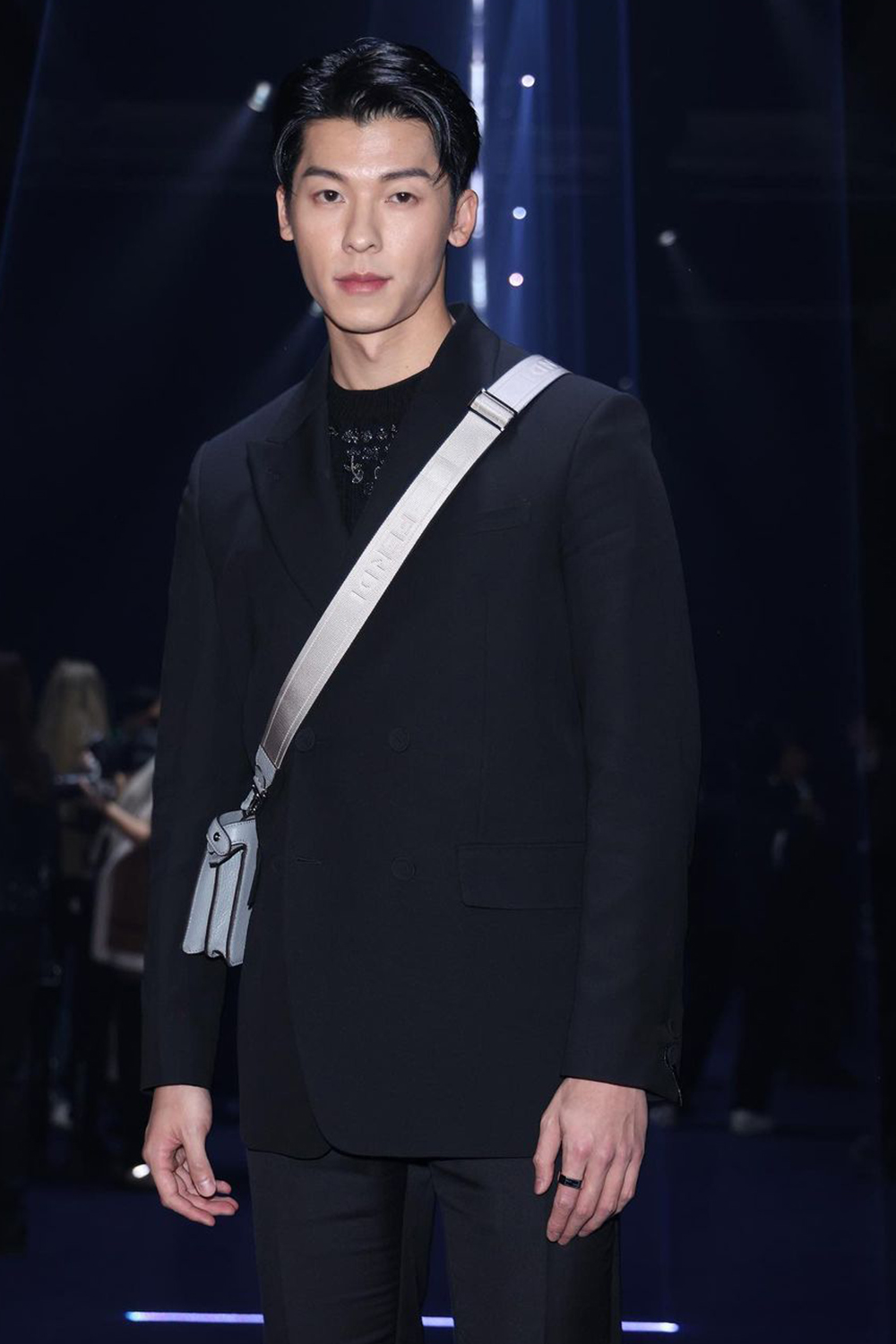 Harper's Bazaar_Đại sứ Fendi Hứa Quang Hán Greg Han_06