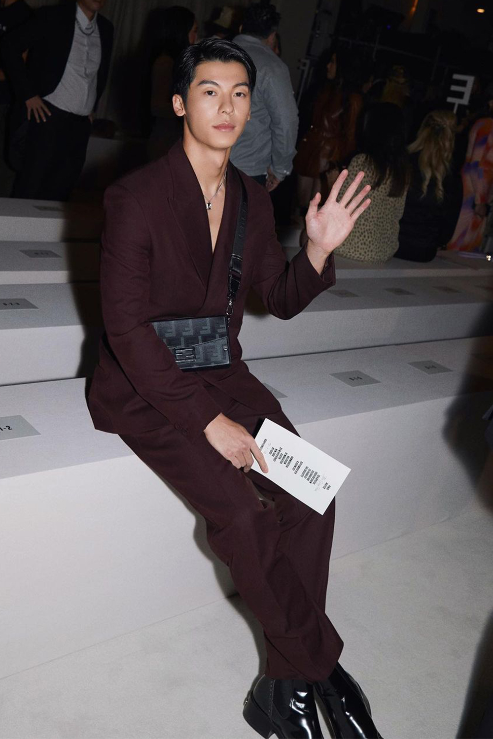 Harper's Bazaar_Đại sứ Fendi Hứa Quang Hán Greg Han_04