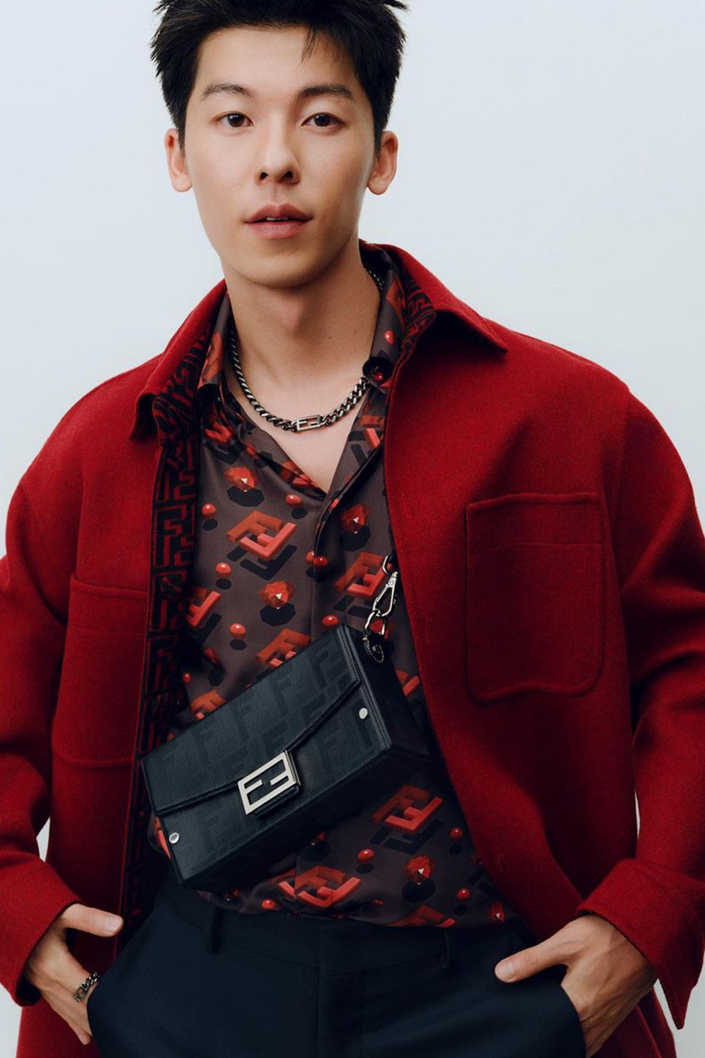 Harper's Bazaar_Đại sứ Fendi Hứa Quang Hán Greg Han_01
