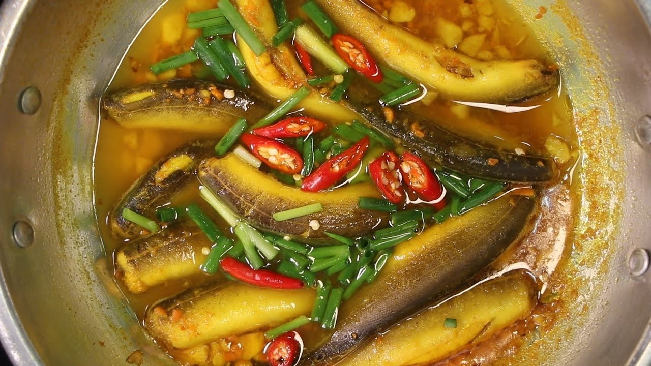 Cua kỵ ăn chung với gì? Cá chạch