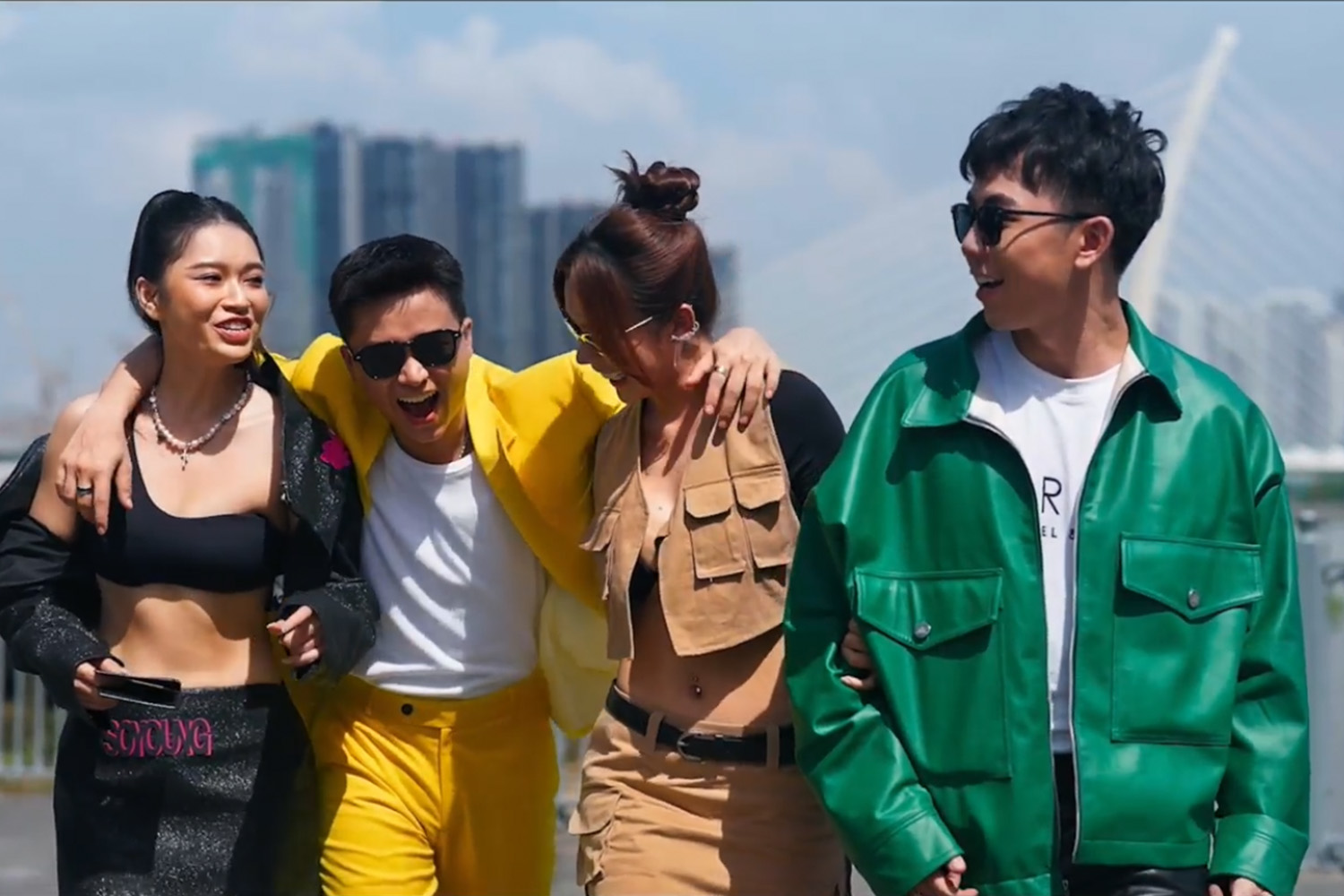 Harper's Bazaar_MV Triệu Phú của Bùi Công Nam_03