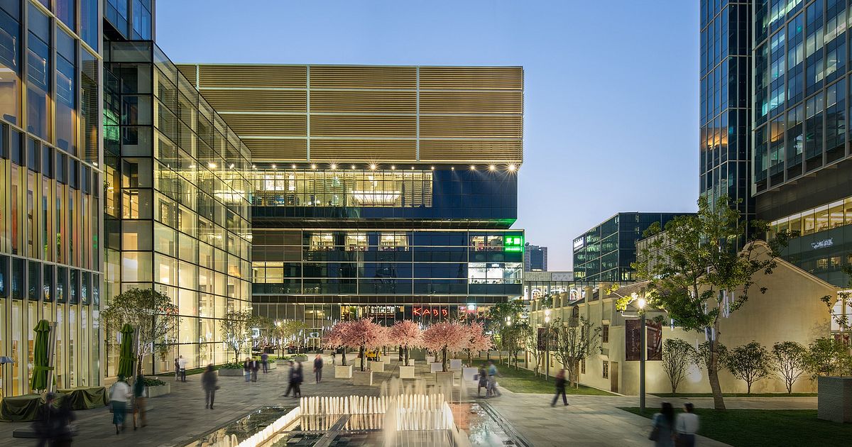 Trung tâm thương mại Jing An Kerry Center