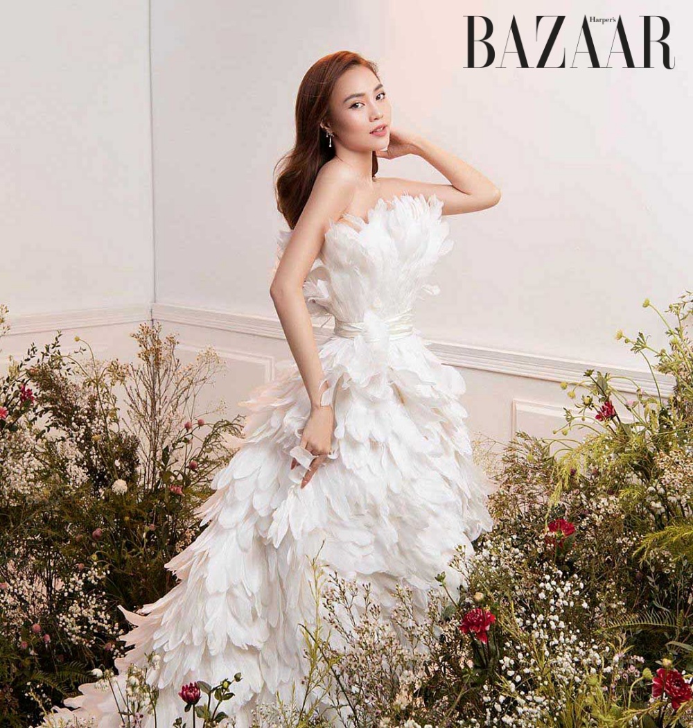 lịch sử lông vũ, Lan Ngọc diện đầm lông vũ của NTK Lê Thanh Hòa