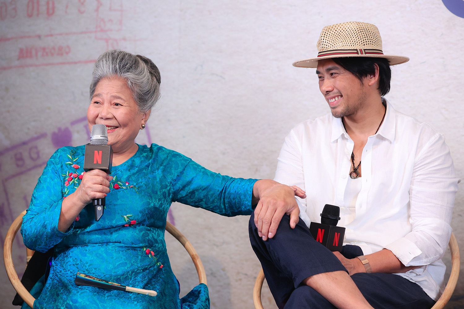 Harper's Bazaar_Dàn cast A Tourist's Guide To Love tại TPHCM_03