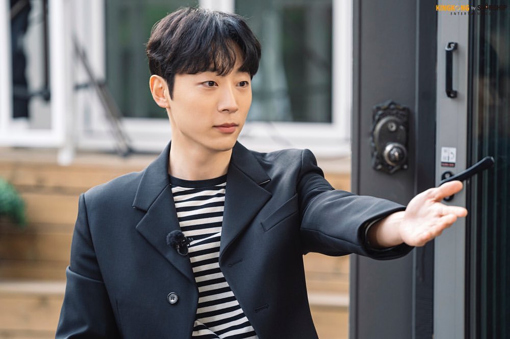 Phim có Shin Hyun Soo đóng: Hồi ức - Remember: War of the Son (2015)