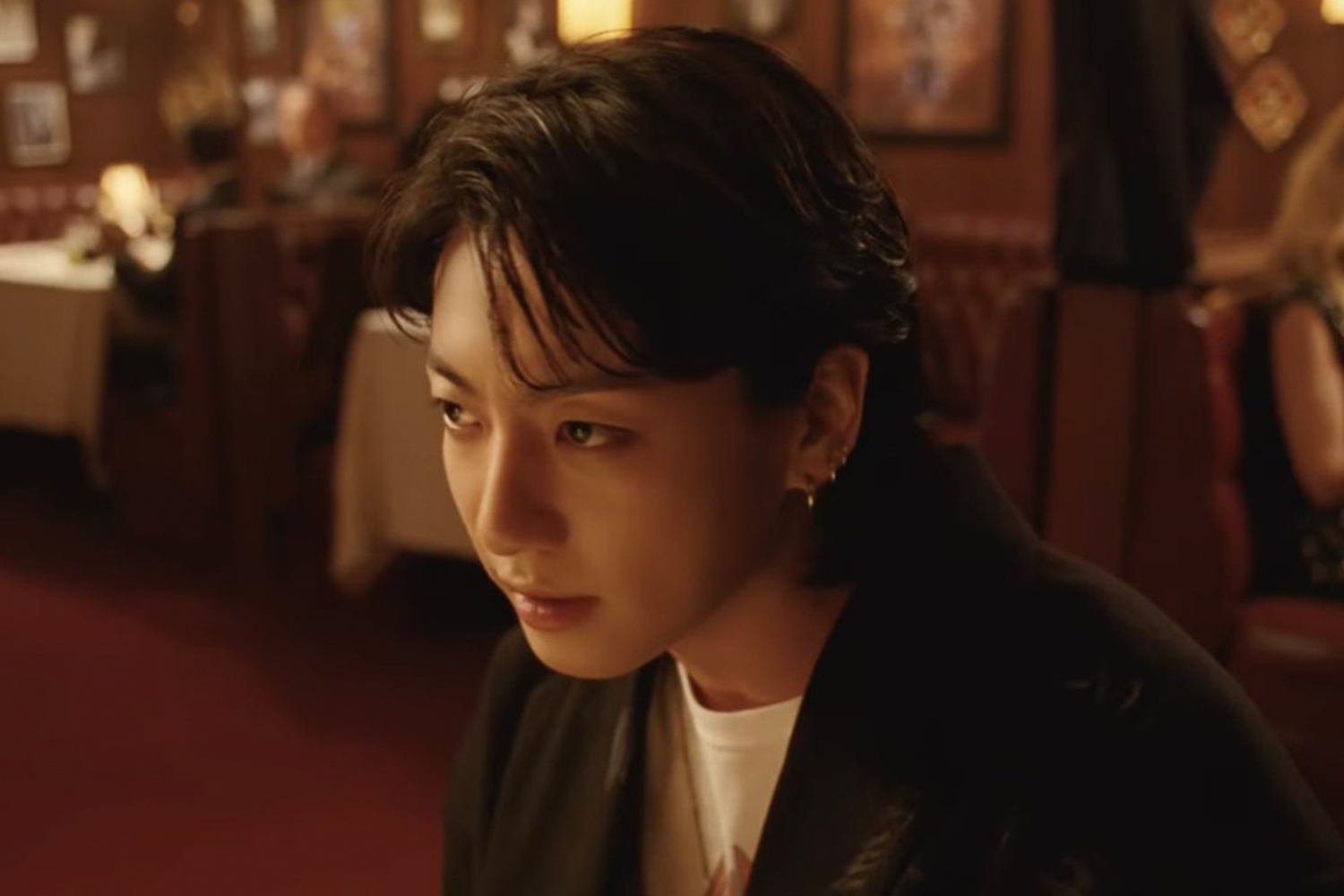 Harper's Bazaar_Jungkook BTS ra mắt MV Seven ft Latto_05