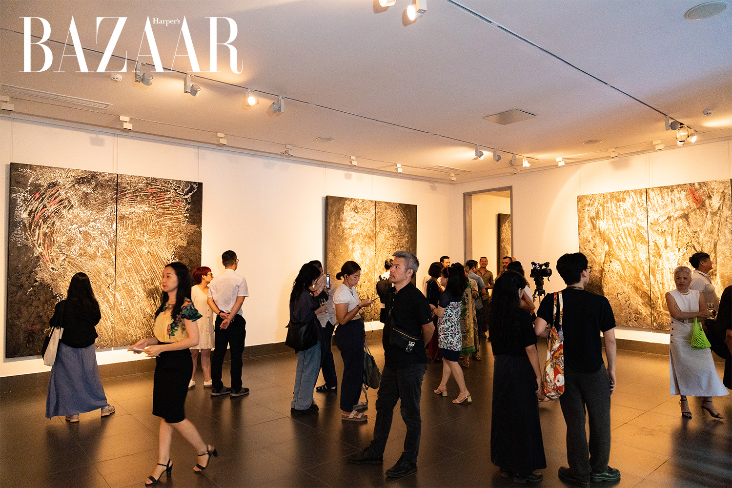 Harper's Bazaar_Triển lãm Cái Đầu của họa sĩ Nguyễn Ngọc Phương_04