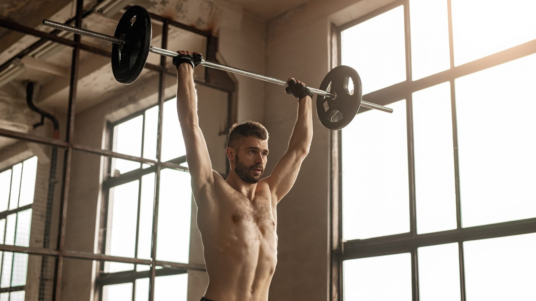 Đẩy tạ đòn qua đầu - Overhead press