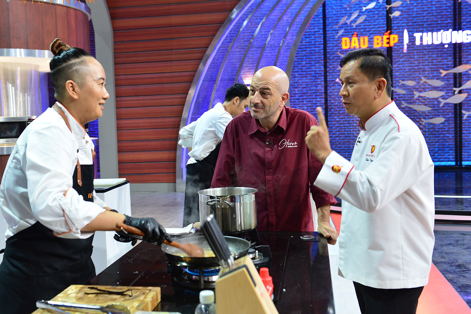 Harper's Bazaar_Tập 8 Top Chef Vietnam 2023 về tôm hùm_02