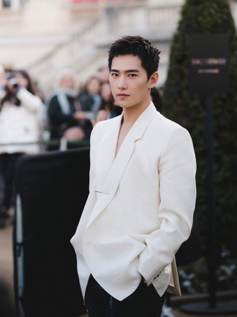 outfit đi đà lạt cho nam