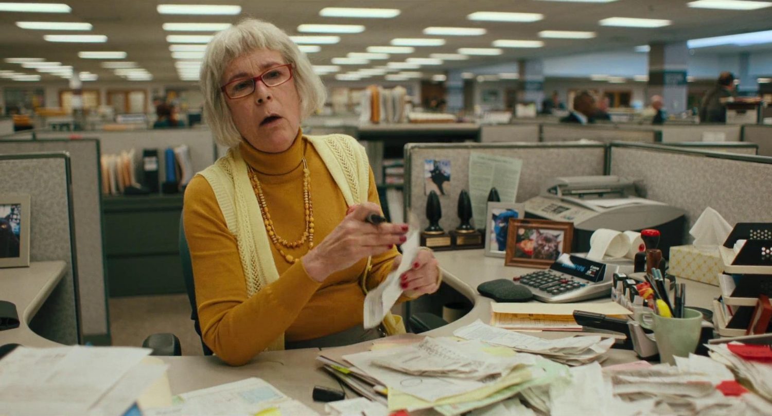 Jamie Lee Curtis phim Everything Everywhere All At Once (2022)
