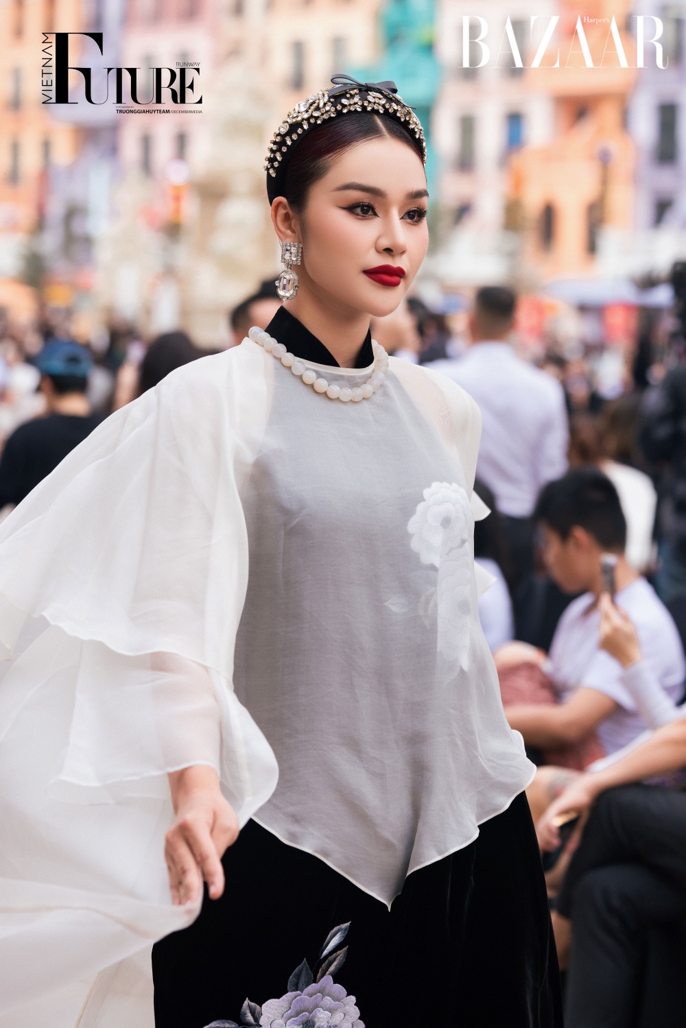 Thu Trang, Quán quân The New Mentor kết lại show diễn.