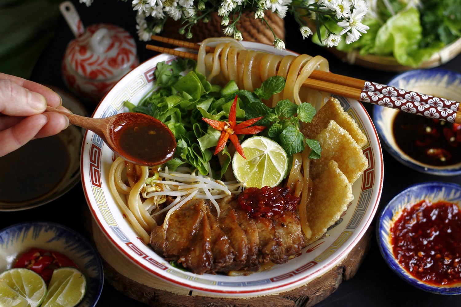 Thưởng thức cao lầu