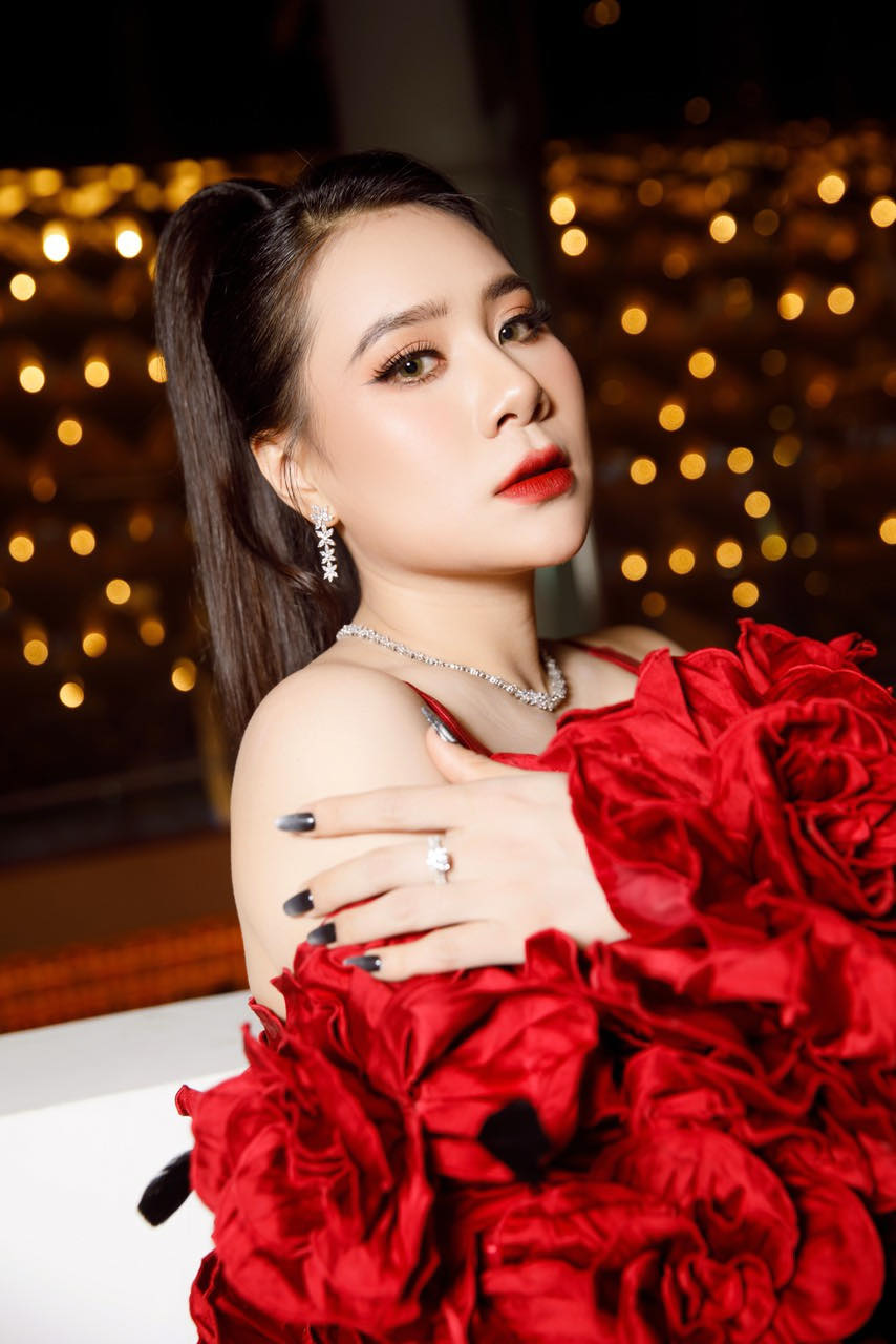 Diễn viên Hồ Bích Trâm là ai?
