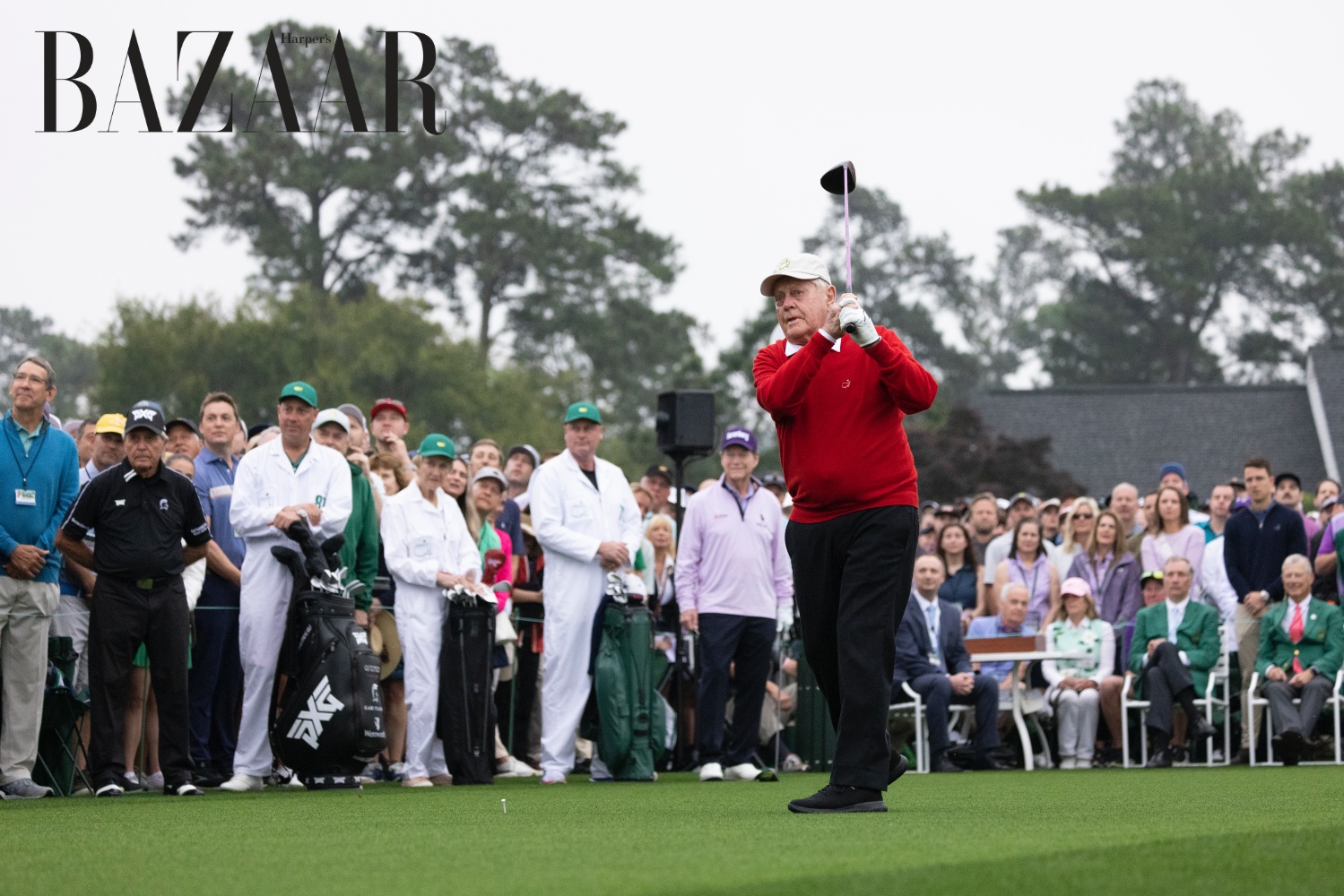 Rolex Testimonee Jack Nicklaus vung gậy trong lễ khai mạc danh dự tại giải đấu Masters 2023.