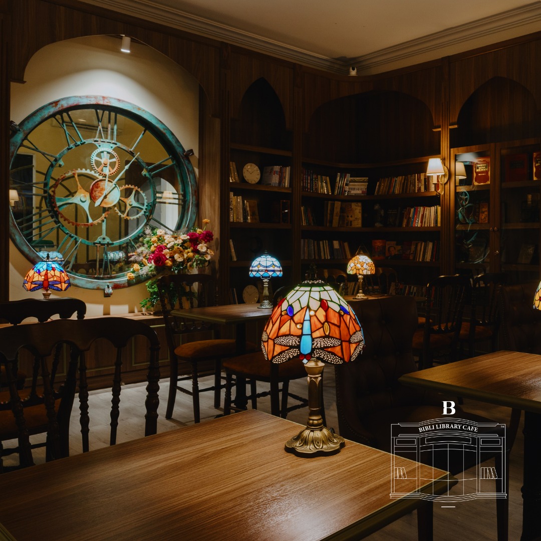 Bibli Library Café