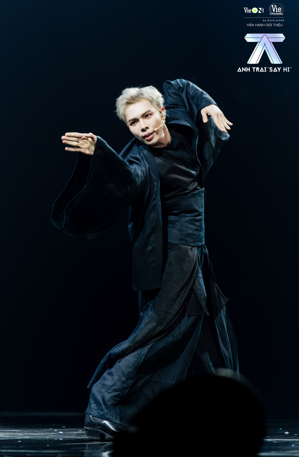 ATSH_ERIK- Tiet muc KHIEU VU DUOI TRANG (4)