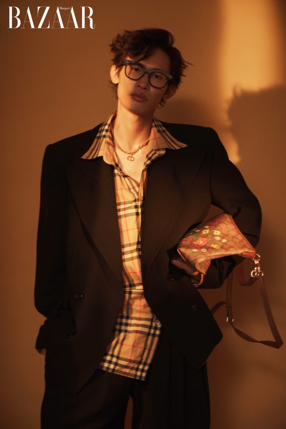Khúc Mạnh Quân là stylist cho phim VTV.