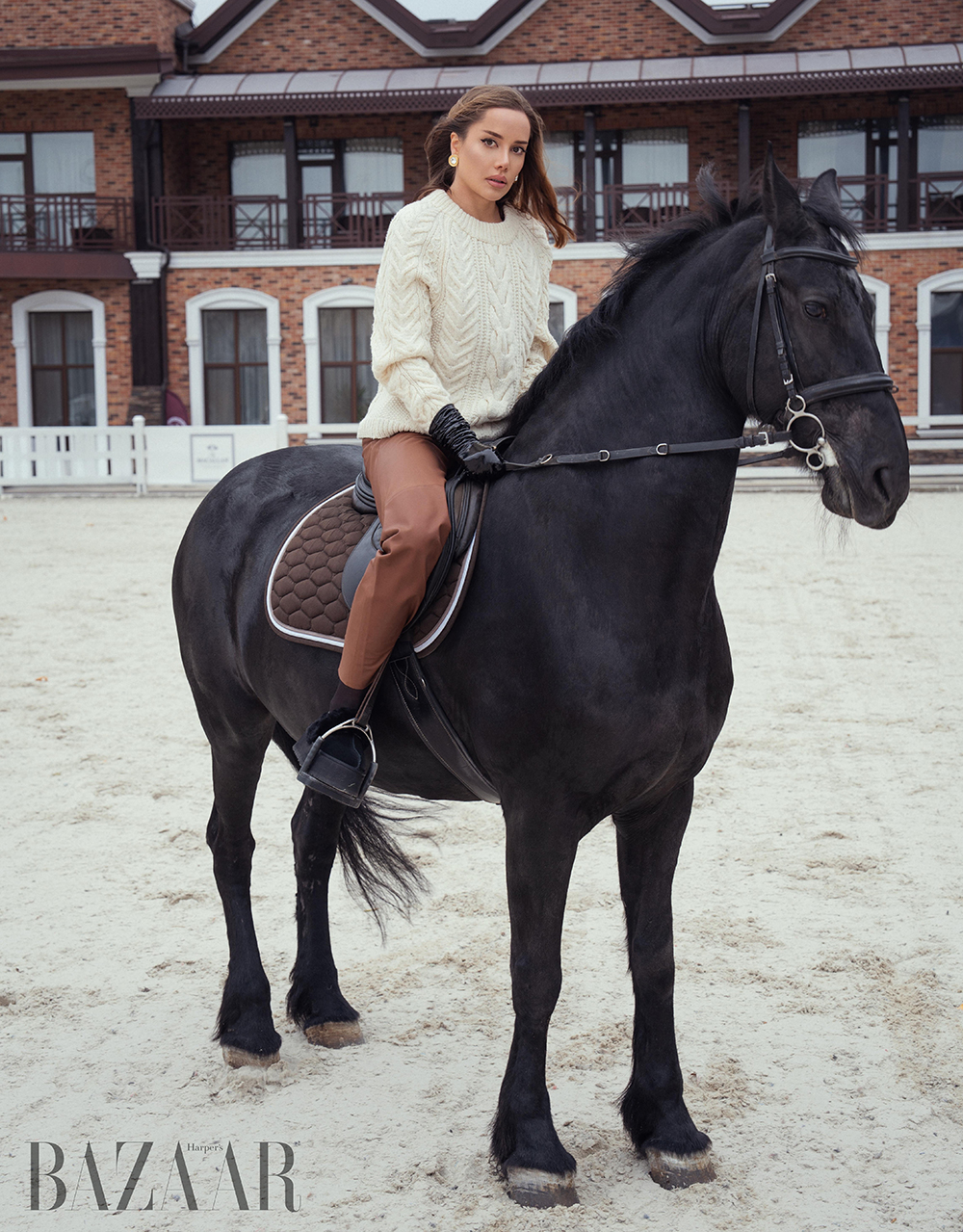 Victoria Kozakova embraces Mocha Mousse–the Color of 2025 4