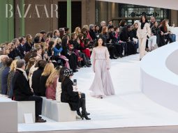 Chanel Haute Couture Xuân Hè 2025: Sắc màu từ ngày sang đêm