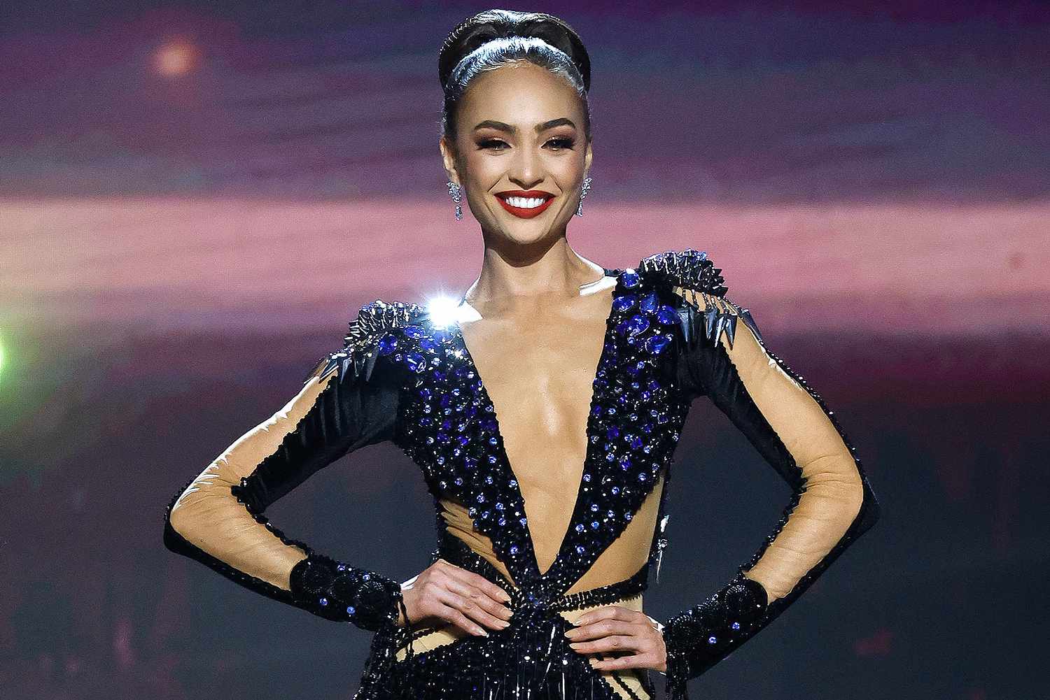 R'Bonney Gabriel (Hoa Kỳ, 2022)