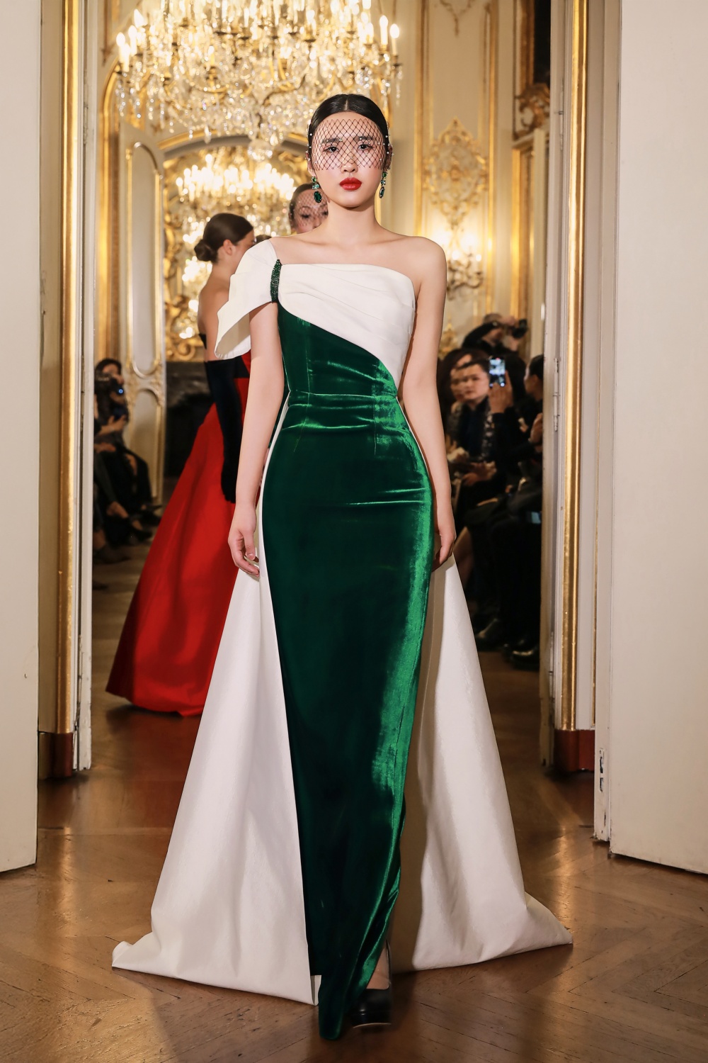 slideimg