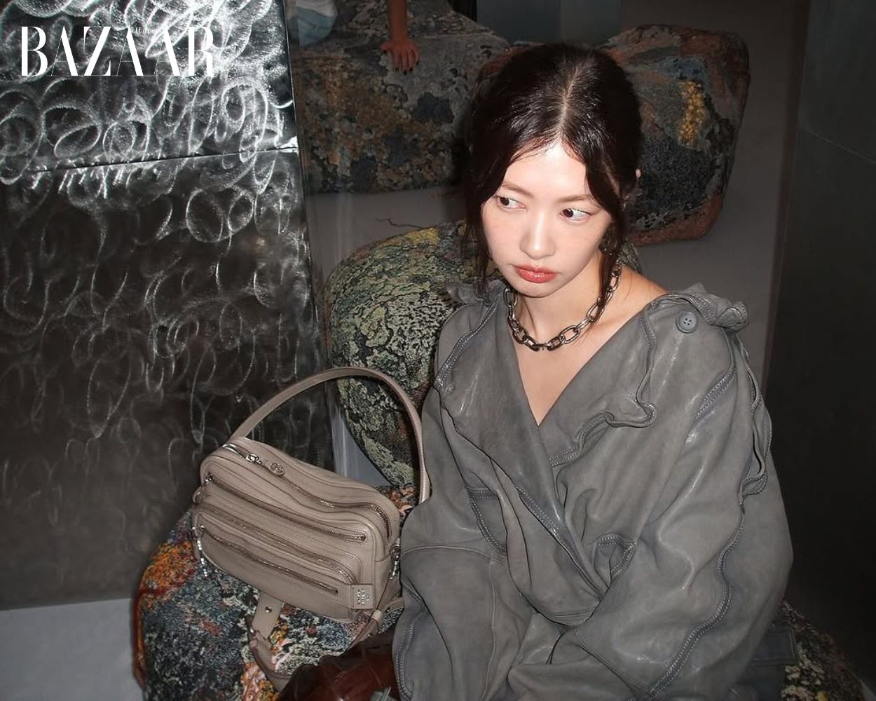bzvn-jung-so-min-front-row
